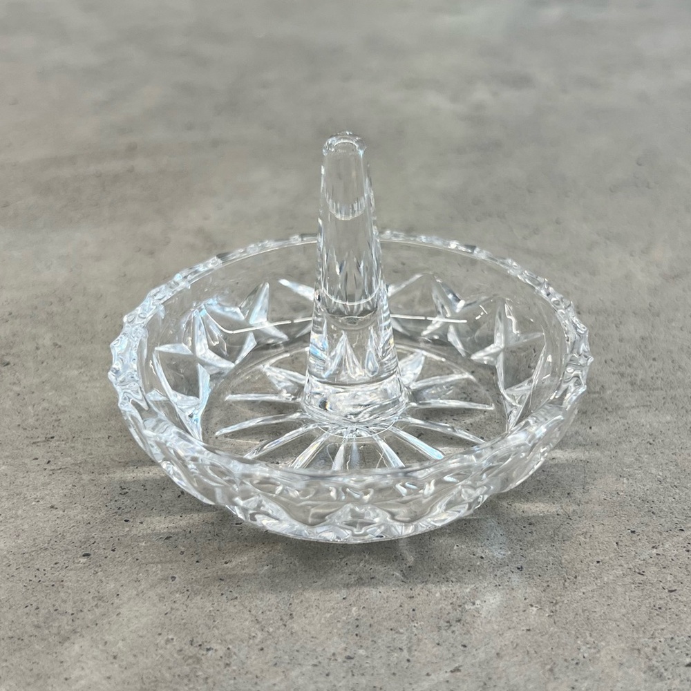 💥$11 SALE - Crystal Glass Ring Holder - jewelry holder